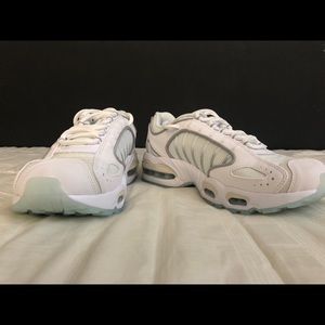 Nike Air Max Tailwind IV White / Orange CT1641-100